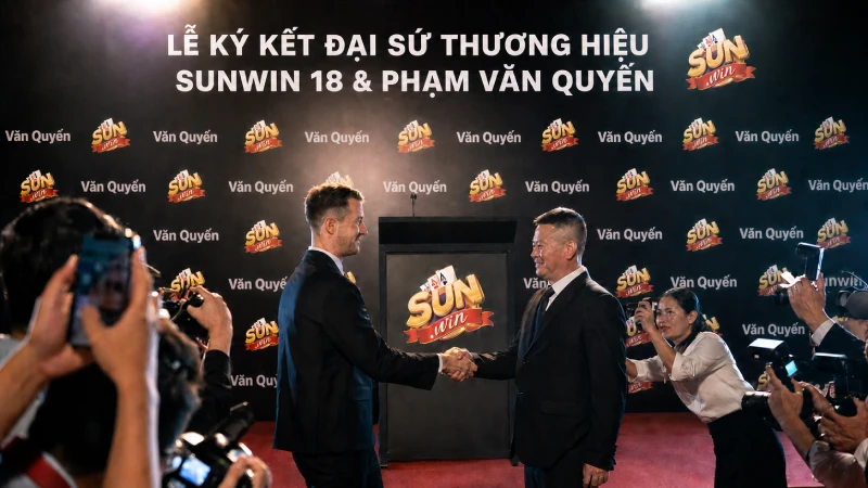Phạm Văn Quyến đại sứ thương hiệu Sunwin 18
